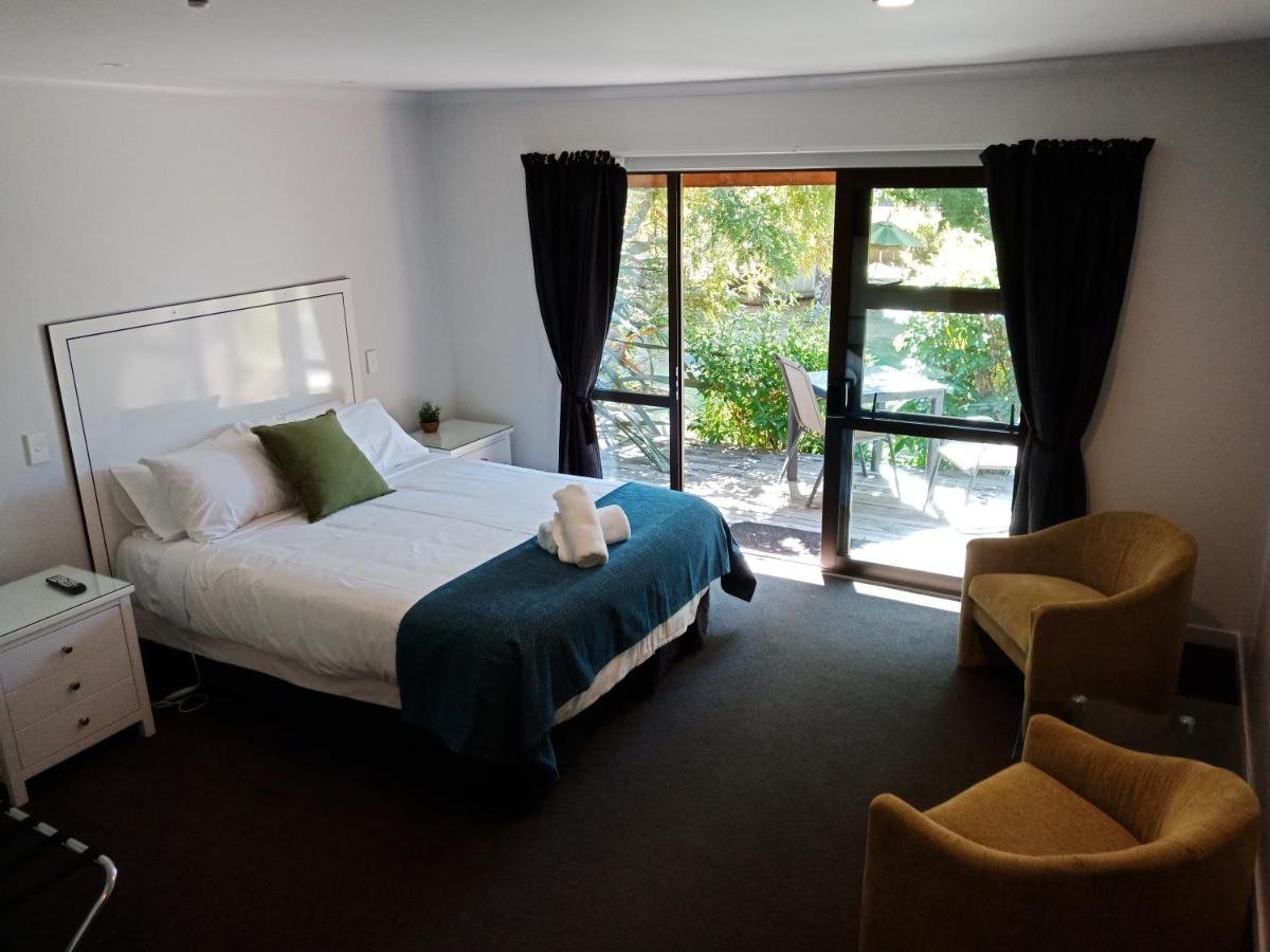 Motuoapa Bay Chalets Turangi Luaran gambar