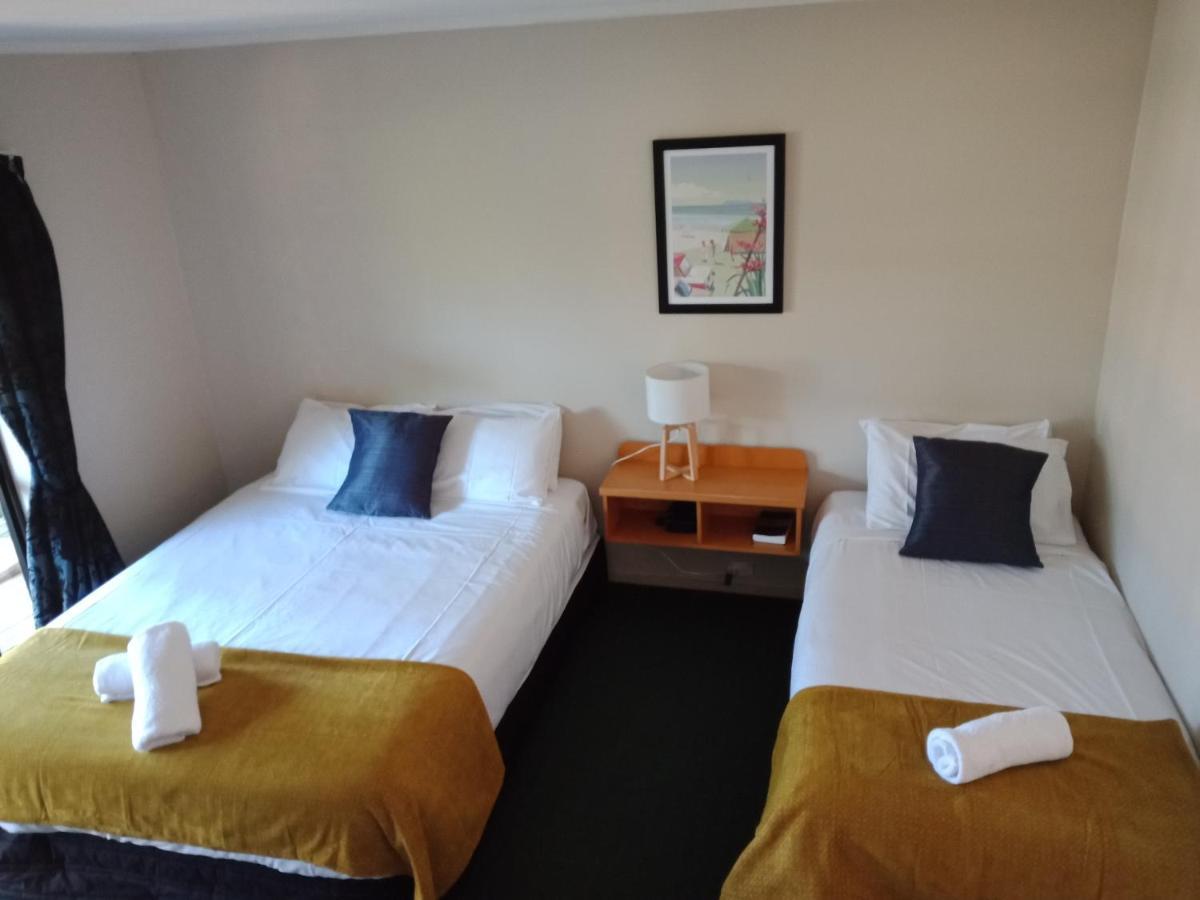 Motuoapa Bay Chalets Turangi Luaran gambar