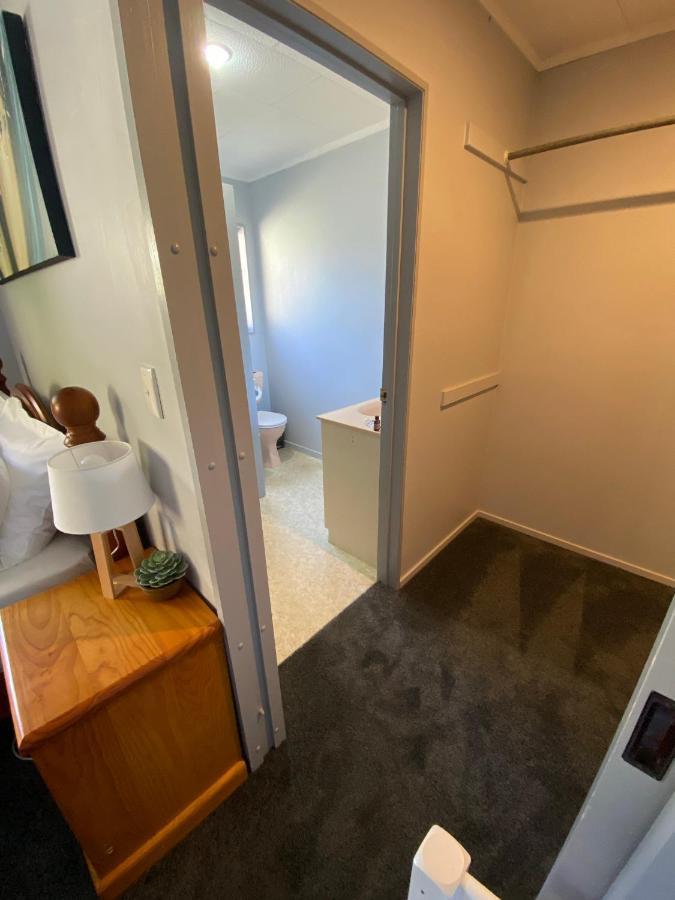 Motuoapa Bay Chalets Turangi Luaran gambar