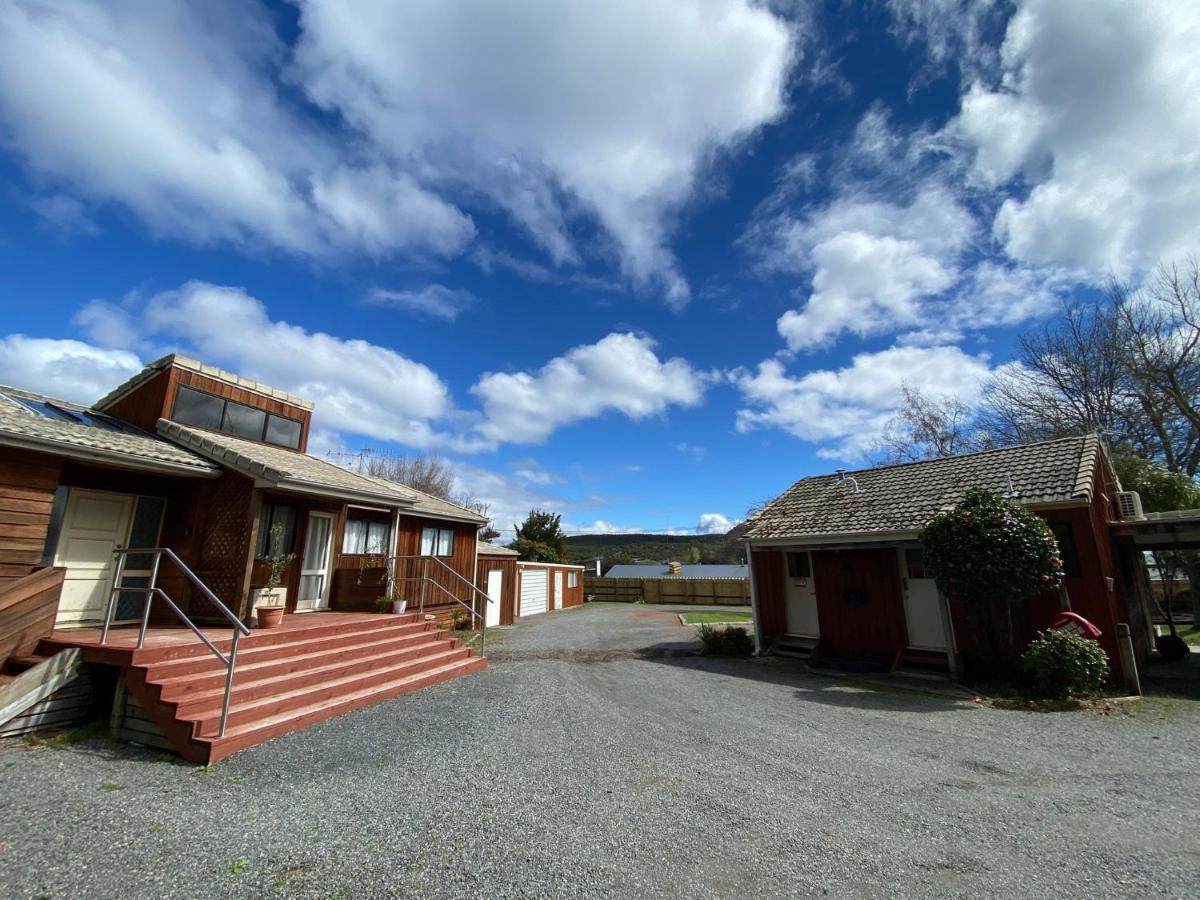 Motuoapa Bay Chalets Turangi Luaran gambar