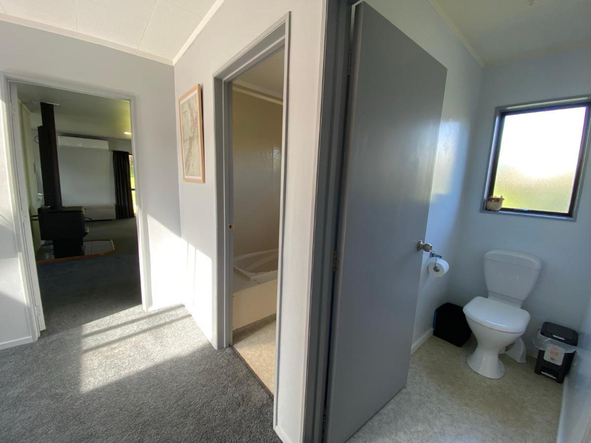 Motuoapa Bay Chalets Turangi Luaran gambar