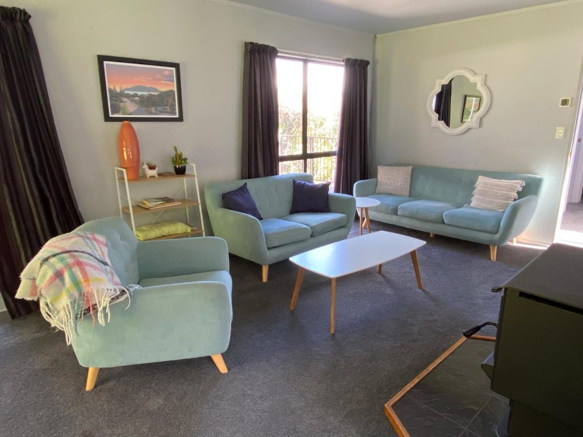Motuoapa Bay Chalets Turangi Luaran gambar