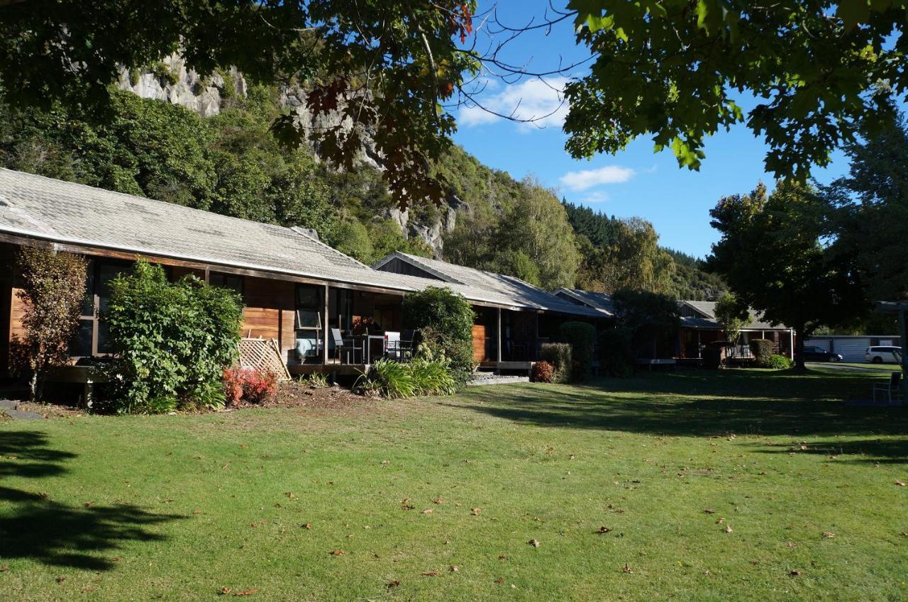 Motuoapa Bay Chalets Turangi Luaran gambar